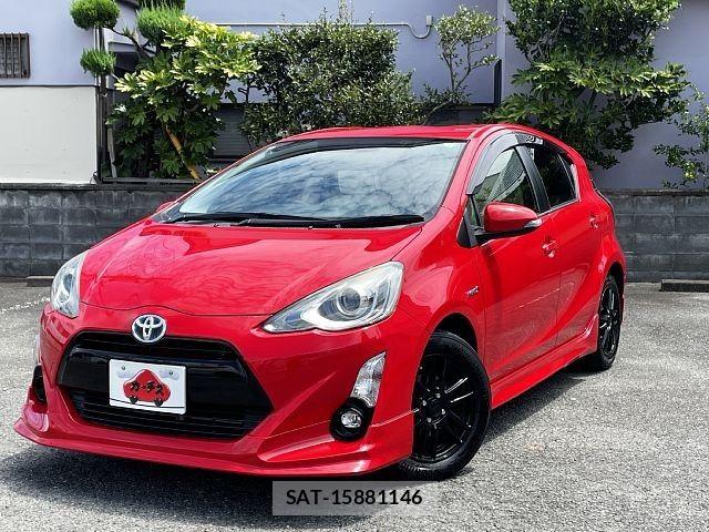 Toyota AQUA 2015-10 8313016-0