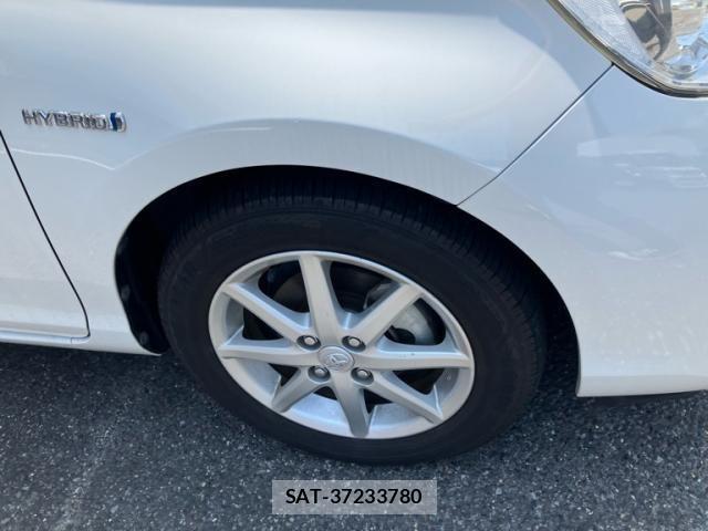 Toyota AQUA 2012-04 8313011-4