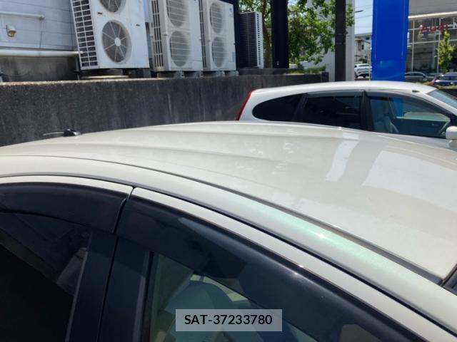 Toyota AQUA 2012-04 8313011-8
