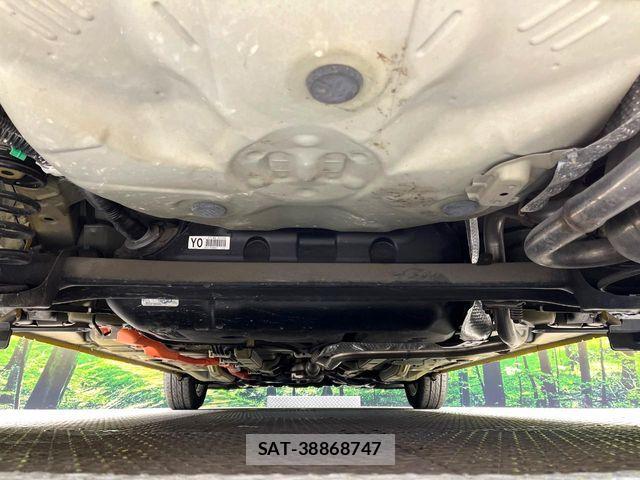 Toyota AQUA 2012-07 8313001-18