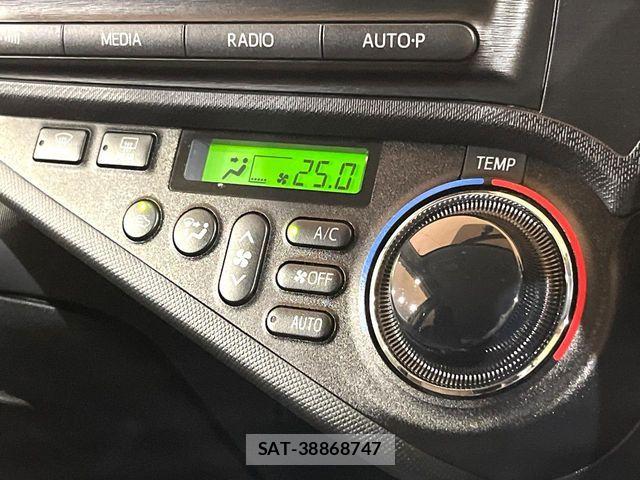 Toyota AQUA 2012-07 8313001-5