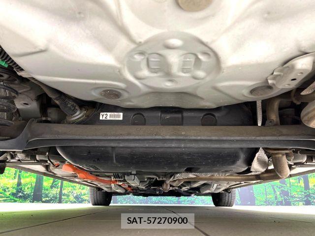 Toyota AQUA 2018-11 8312989-19