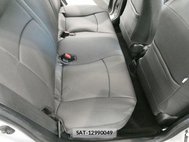 Toyota AQUA 2017-06 8334815-15