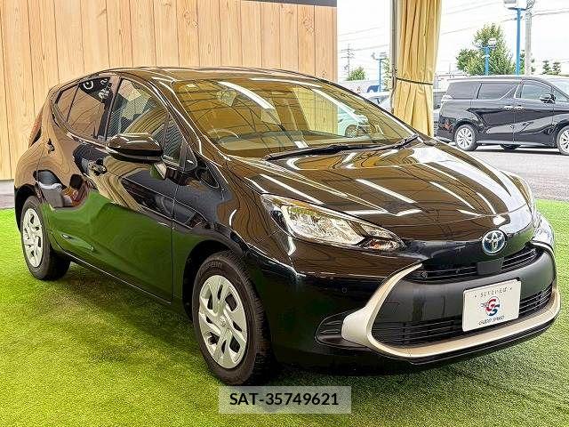 Toyota AQUA 2024-06 8334790-13
