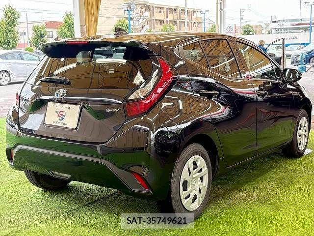 Toyota AQUA 2024-06 8334790-15