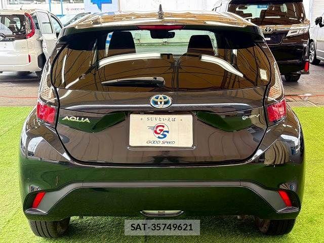 Toyota AQUA 2024-06 8334790-16