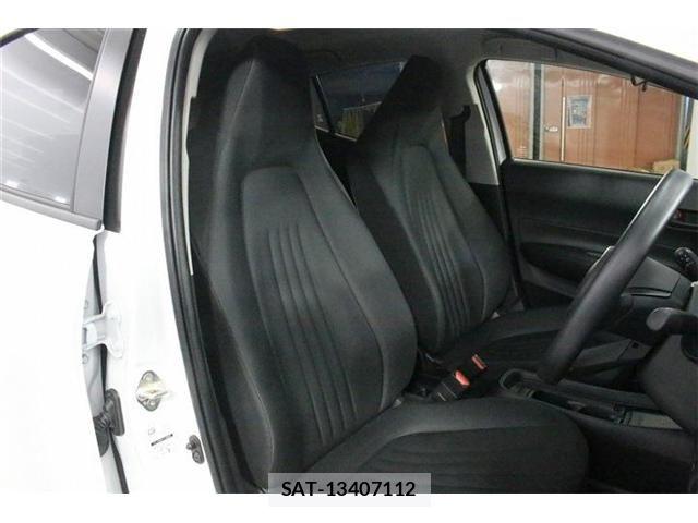 Toyota AQUA 2026-01 8334766-24