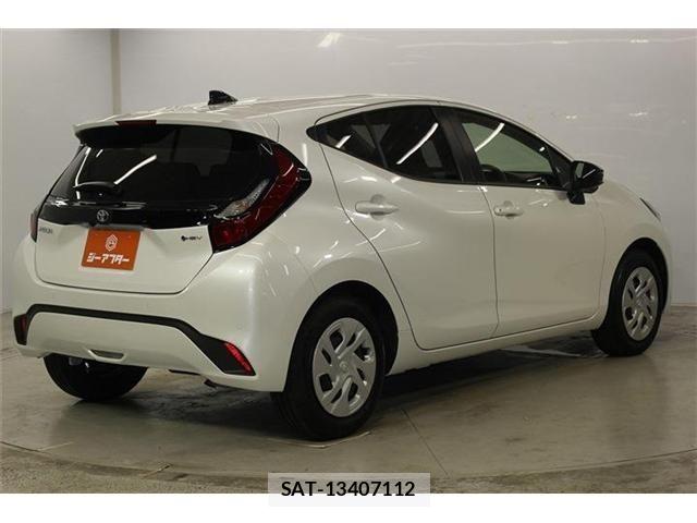 Toyota AQUA 2026-01 8334766-4