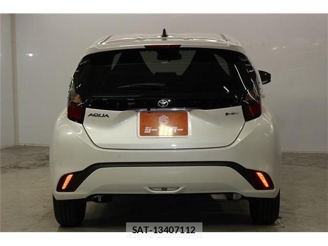 Toyota AQUA 2026-01 8334766-5
