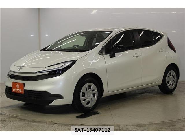 Toyota AQUA 2026-01 8334766-8