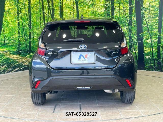 Toyota AQUA 2024-06 8334770-15