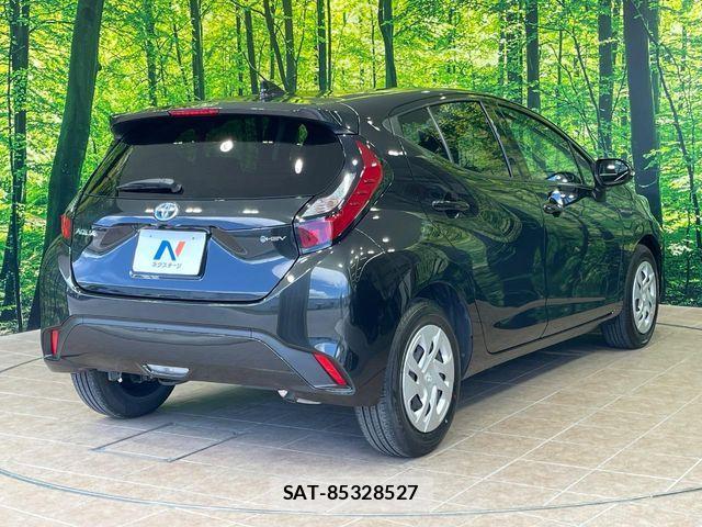 Toyota AQUA 2024-06 8334770-17