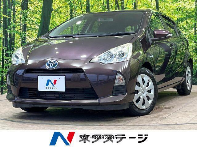 Toyota AQUA 2014-03 8334823-0