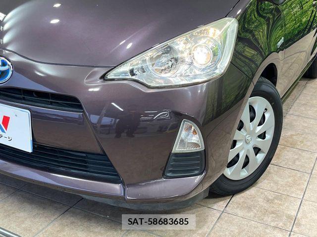 Toyota AQUA 2014-03 8334823-11