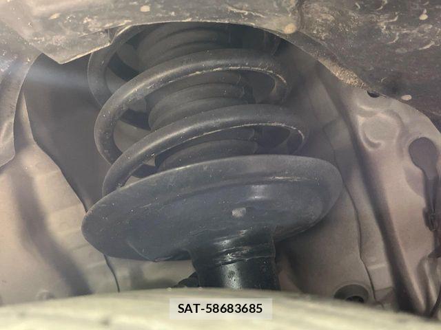 Toyota AQUA 2014-03 8334823-19