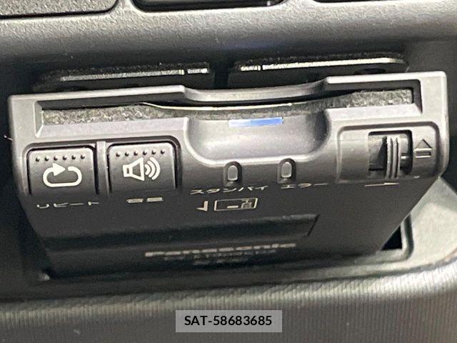 Toyota AQUA 2014-03 8334823-5