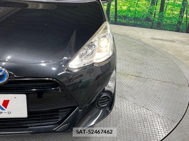 Toyota AQUA 2015-10 8334826-11