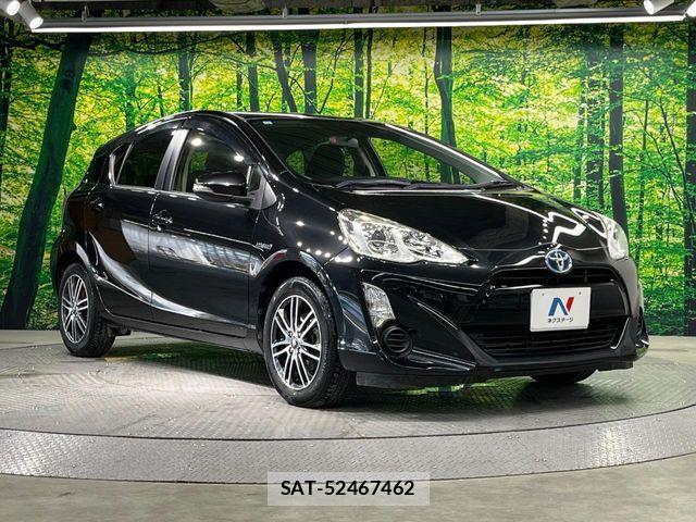Toyota AQUA 2015-10 8334826-15
