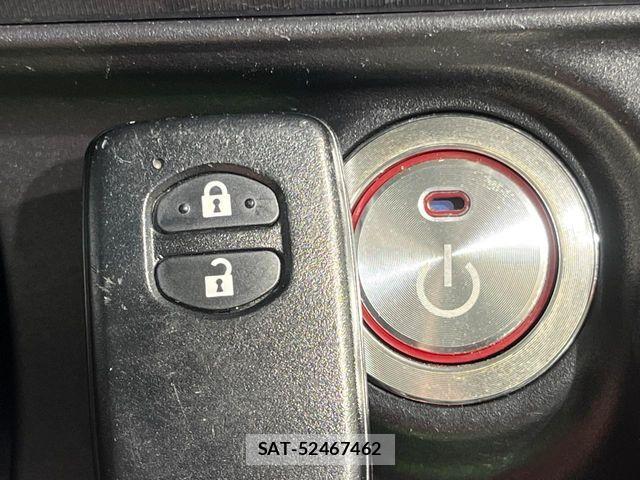 Toyota AQUA 2015-10 8334826-5