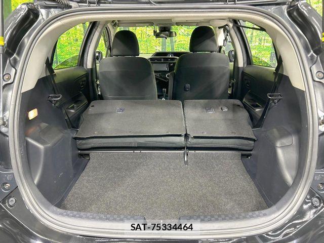 Toyota AQUA 2018-01 8334799-9