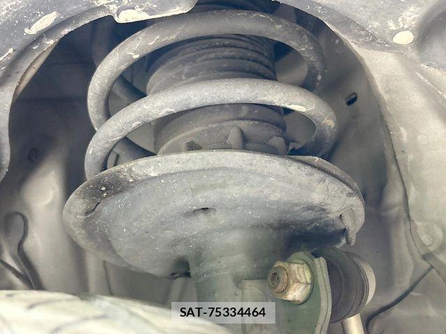 Toyota AQUA 2018-01 8334799-19