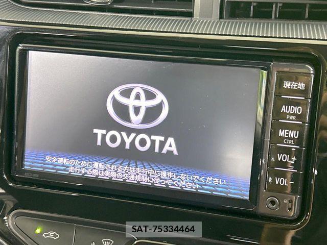 Toyota AQUA 2018-01 8334799-2