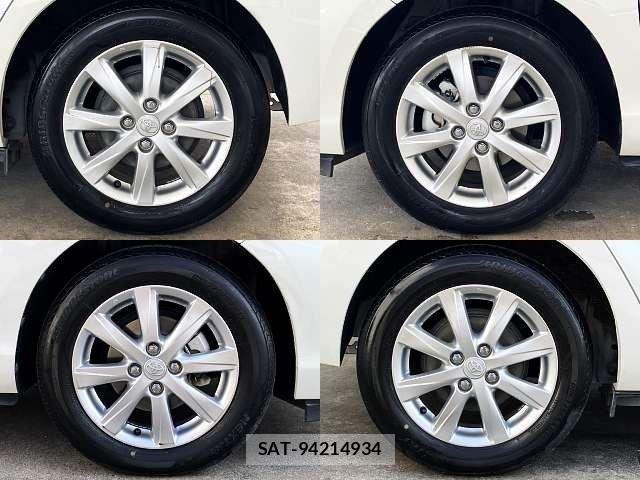 Toyota AQUA 2014-10 8334819-3
