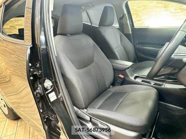 Toyota AQUA 2024-06 8334786-4
