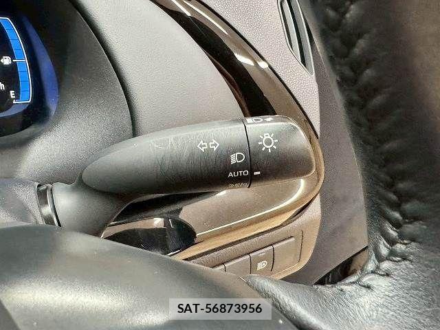 Toyota AQUA 2024-06 8334786-8