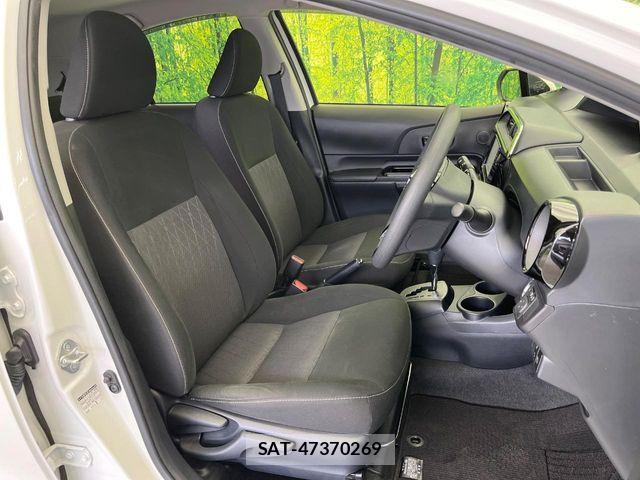 Toyota AQUA 2019-11 8334791-9
