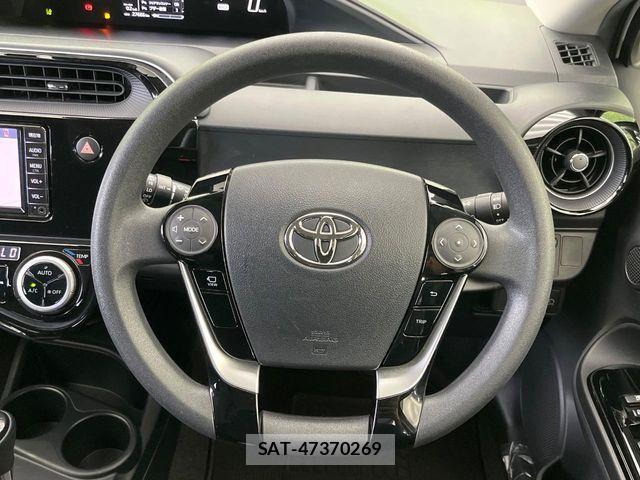 Toyota AQUA 2019-11 8334791-12