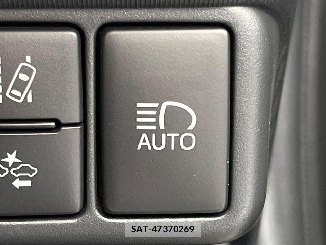 Toyota AQUA 2019-11 8334791-8