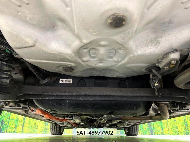 Toyota AQUA 2012-10 8334827-18
