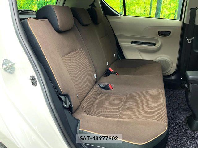 Toyota AQUA 2012-10 8334827-8