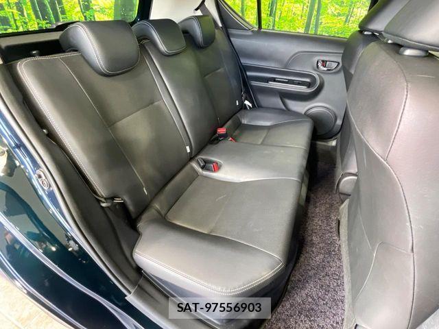 Toyota AQUA 2019-06 8334794-9