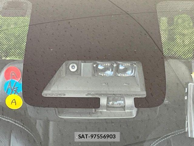 Toyota AQUA 2019-06 8334794-5