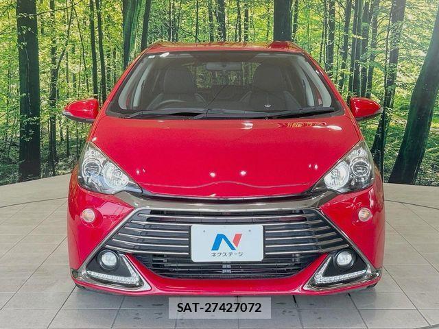 Toyota AQUA 2015-01 8334833-13