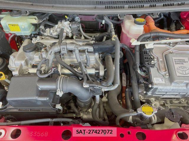 Toyota AQUA 2015-01 8334833-17