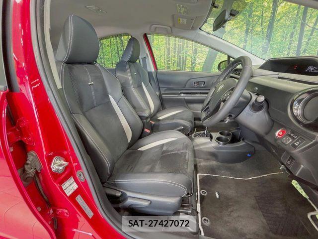 Toyota AQUA 2015-01 8334833-7