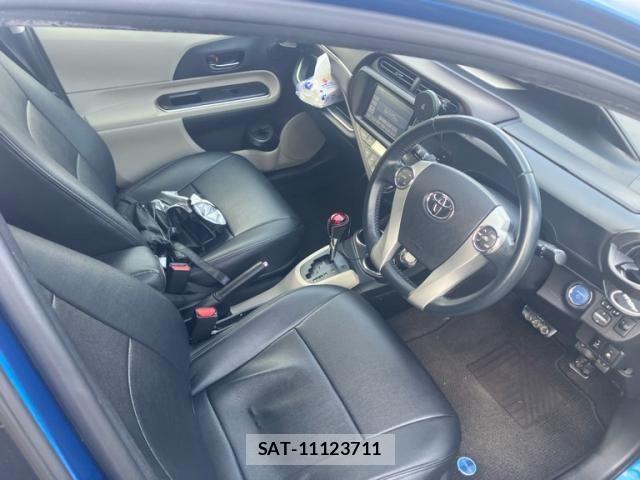 Toyota AQUA 2013-08 8334850-12