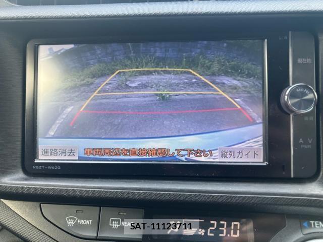 Toyota AQUA 2013-08 8334850-22