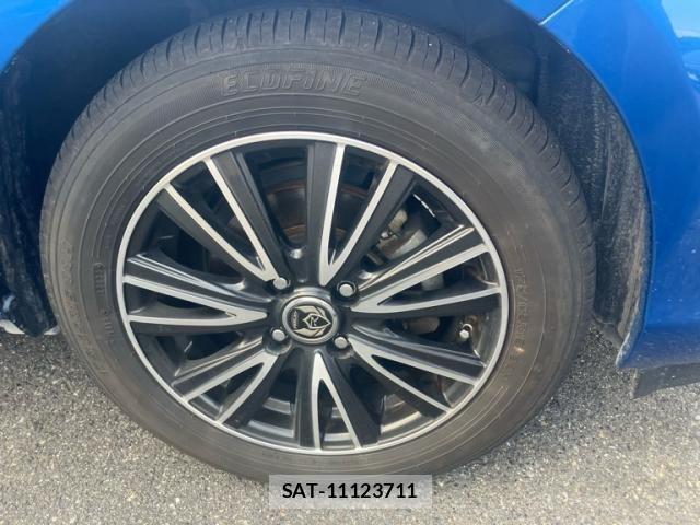 Toyota AQUA 2013-08 8334850-8