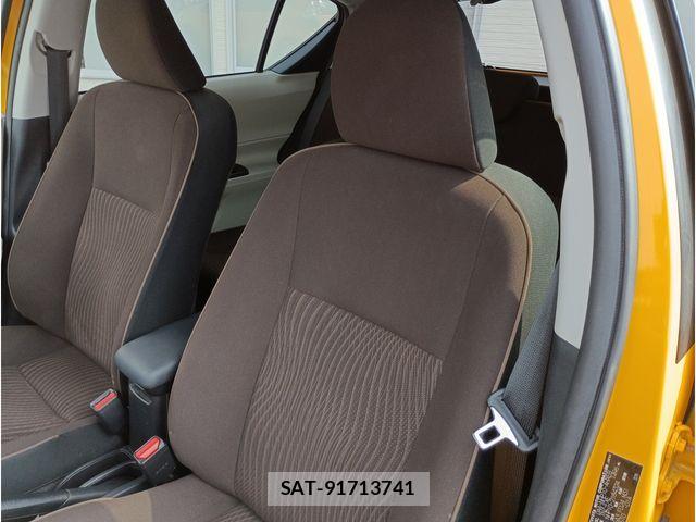 Toyota AQUA 2013-03 8334832-18