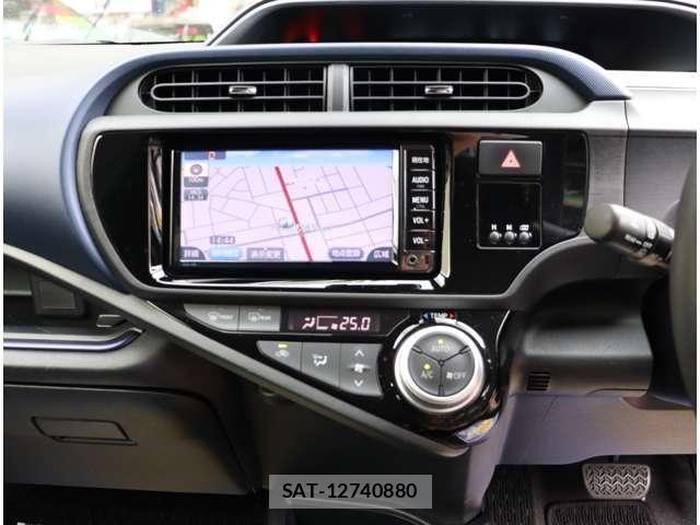 Toyota AQUA 2017-03 8334807-9
