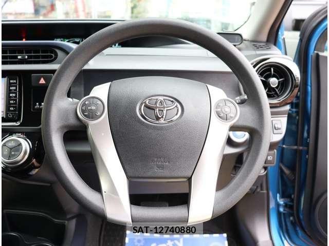 Toyota AQUA 2017-03 8334807-15