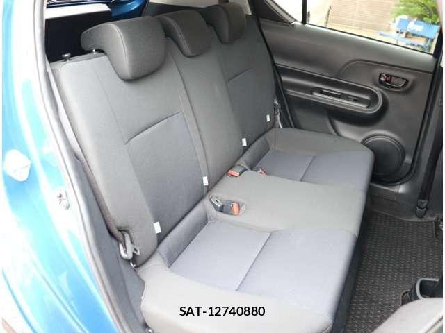 Toyota AQUA 2017-03 8334807-5