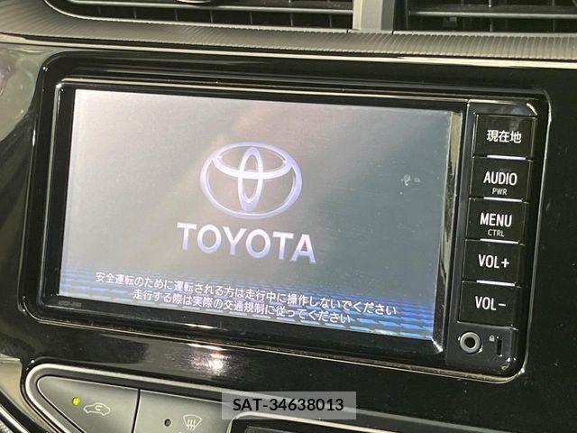 Toyota AQUA 2018-05 8334793-2