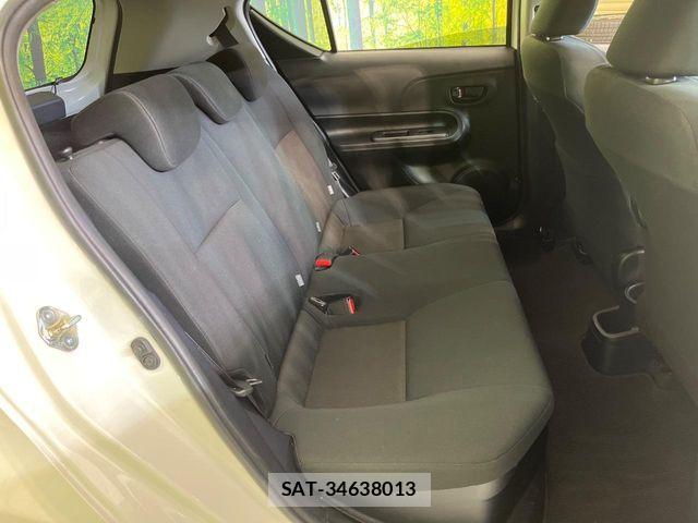 Toyota AQUA 2018-05 8334793-8
