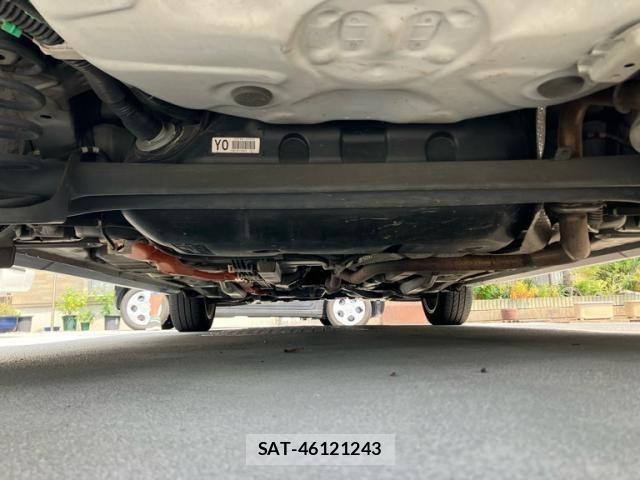 Toyota AQUA 2016-02 8334834-6