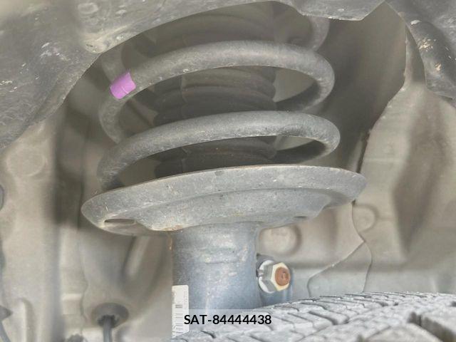 Toyota AQUA 2013-10 8334818-19